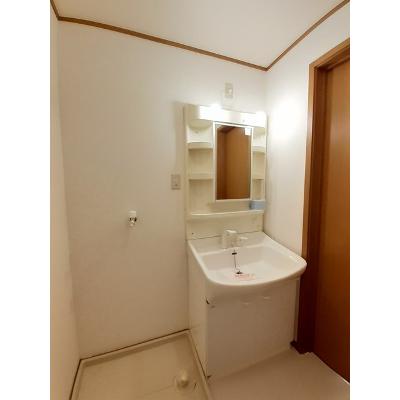 リーブルⅢ 102【管理NO：1-011502402-01020】 ★家具家電は申し込み後に搬入します 2026年07月下旬入居可能の物件画像