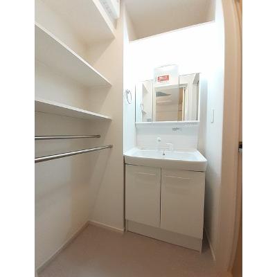 ハウス　フリーデ　Ⅰ 101【管理NO：1-026756301-01010】 ★家具家電は申し込み後に搬入します★ ★2026年09月中旬入居可能★の物件画像