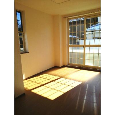 ウォークアップ　コクブ 101【管理NO：1-010921201-01010】 ★家具家電は申し込み後に搬入します 2026年09月下旬入居可能の物件画像