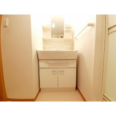 プリムローズＢ 201【管理NO：1-014622302-02010】 ★家具家電は申し込み後に搬入します 2026年08月中旬入居可能の物件画像
