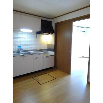 トゥインクル 104【管理NO：1-010775601-01040】 ★家具家電は申し込み後に搬入します★の物件画像