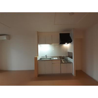 ウッド・ベル 203【管理NO：1-018240201-02030】 ★家具家電は申し込み後に搬入します 2026年08月中旬入居可能の物件画像