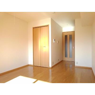 アドミラーブル 305【管理NO：1-012636901-03050】 ★家具家電は申し込み後に搬入します 2026年08月下旬入居可能の物件画像