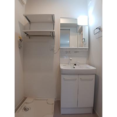 エイス　クラウディア 203【管理NO：1-028589801-02030】 ★家具家電は申し込み後に搬入します★の物件画像