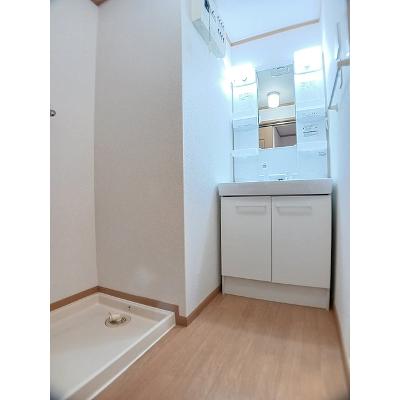オーシャンブルーＢ 203【管理NO：1-012059801-02030】 ★家具家電は申し込み後に搬入します★の物件画像