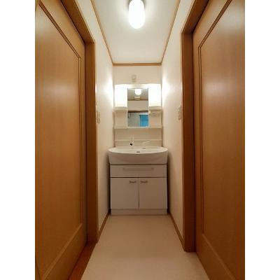 プロムナードⅡ　Ｂ 202【管理NO：1-012643002-02020】 ★家具家電は申し込み後に搬入します★の物件画像