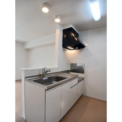 ビブレストⅢ 203【管理NO：1-018560401-02030】 ★家具家電は申し込み後に搬入します★の物件画像