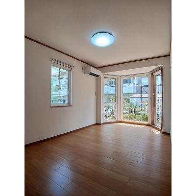 クレストール彩 101【管理NO：1-007938301-01010】 ★家具家電は申し込み後に搬入しますの物件画像