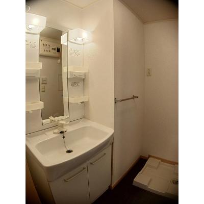 サニーヒル 201【管理NO：1-015602601-02010】 ★家具家電は申し込み後に搬入します 2026年08月下旬入居可能の物件画像