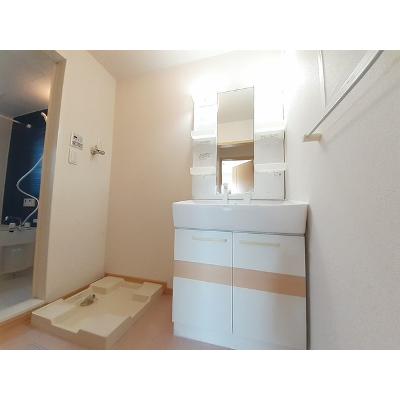 ネオブローテ 201【管理NO：1-016670901-02010】 ★家具家電は申し込み後に搬入します★ ★2026年08月下旬入居可能★の物件画像