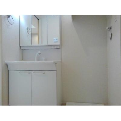 エスターテ 101【管理NO：1-025225901-01010】 ★家具家電は申し込み後に搬入します★の物件画像