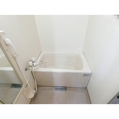 アバーロＫ 101【管理NO：1-007850001-01010】 ★家具家電は申し込み後に搬入します 2026年09月上旬入居可能の物件画像