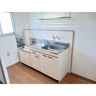 パレスインビレッヂ 2-A【管理NO：1-001738001-02010】 ★家具家電は申し込み後に搬入します★の物件画像
