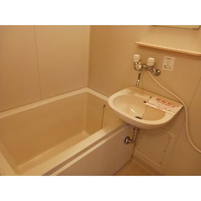 パレスインビレッヂ 2-A【管理NO：1-001738001-02010】 ★家具家電は申し込み後に搬入します★の物件画像