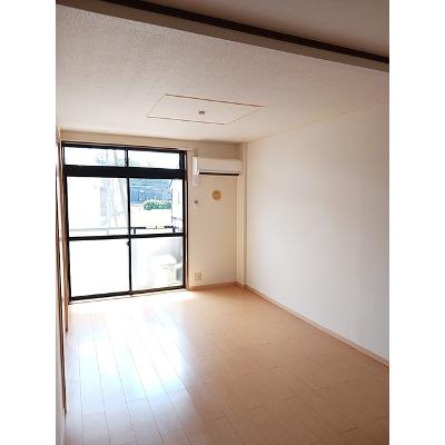 プリムヴェール 202【管理NO：1-005687301-02020】 ★家具家電は申し込み後に搬入します★の物件画像