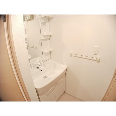 キャロル　弐番館 202【管理NO：1-018465502-02020】 ★家具家電は申し込み後に搬入します 2026年08月下旬入居可能の物件画像