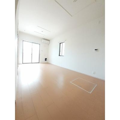 アルベーロディリモーネⅡ 101【管理NO：1-020131102-01010】 ★家具家電は申し込み後に搬入します 2026年08月中旬入居可能の物件画像