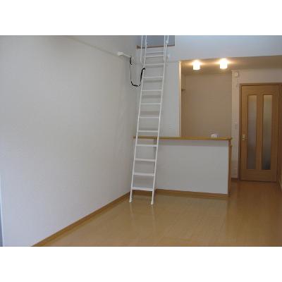 メゾン・ド・ユー 205【管理NO：1-015208701-02040】 ★家具家電は申し込み後に搬入します 2026年09月中旬入居可能の物件画像