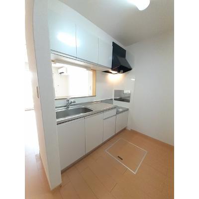 ベッラカ－サ 102【管理NO：1-016318501-01020】 ★家具家電は申し込み後に搬入します 2026年08月下旬入居可能の物件画像