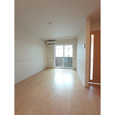 アジュールＡ 102【管理NO：1-025422401-01020】 ★家具家電は申し込み後に搬入します★の物件画像