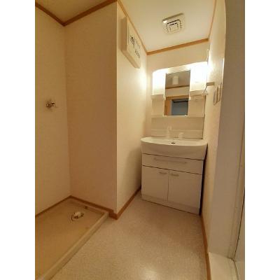 サングレイス 203【管理NO：1-012618001-02030】 ★家具家電は申し込み後に搬入します★ ★2026年08月下旬入居可能★の物件画像