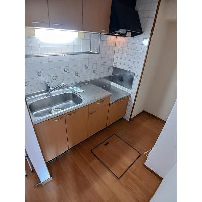 エスポワール吉田 103【管理NO：1-011309101-01030】 ★家具家電は申し込み後に搬入します★の物件画像
