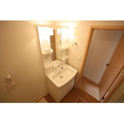 カーサ・フェリーチェ 201【管理NO：1-016413901-02010】 ★家具家電は申し込み後に搬入します★の物件画像