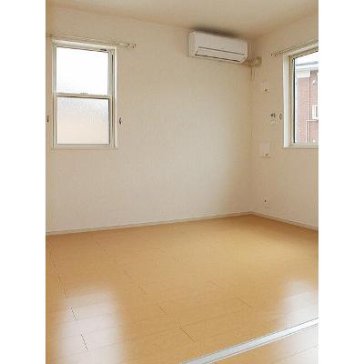 ナチュラル　フラット 101【管理NO：1-017713502-01010】 ★家具家電は申し込み後に搬入します★ ★2026年09月中旬入居可能★の物件画像