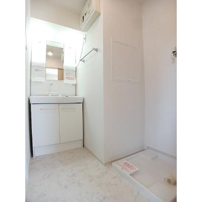 リヴィエール 301【管理NO：1-019313401-03010】 ★家具家電は申し込み後に搬入します★の物件画像