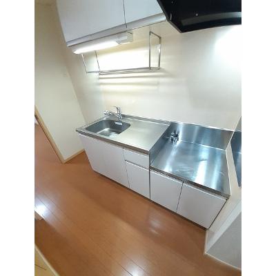 ローレル・笹林 201【管理NO：1-015655501-02010】 ★家具家電は申し込み後に搬入します★ ★2026年09月中旬入居可能★の物件画像
