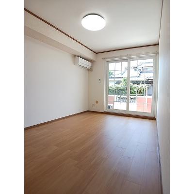 サン・ウィステリア 102【管理NO：1-011054201-01020】 ★家具家電は申し込み後に搬入します★の物件画像