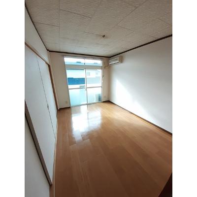 グリーンハイツ中西 202【管理NO：1-004117201-02020】 ★家具家電は申し込み後に搬入します★の物件画像