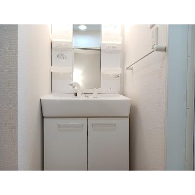 ベルメゾン中山Ｄ 202【管理NO：1-015789301-02020】 ★家具家電は申し込み後に搬入します★の物件画像