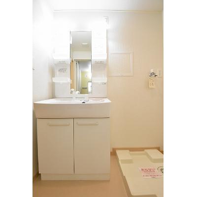 メゾン　アルモニー 202【管理NO：1-016160301-02020】 ★家具家電は申し込み後に搬入します★の物件画像