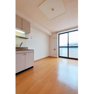 ロペハウスＢ 203【管理NO：1-007722202-02030】 ★家具家電は申し込み後に搬入します★ ★2026年08月下旬入居可能★の物件画像