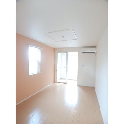 エアリー　スクエア 104【管理NO：1-020929201-01040】 ★家具家電は申し込み後に搬入します★の物件画像