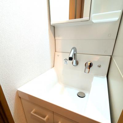 【先着順】【オフシーズンにつき60％OFF】【ネット無料/浴室乾燥機付き】エスリード難波駅前🚭　［C.5425040］の物件画像