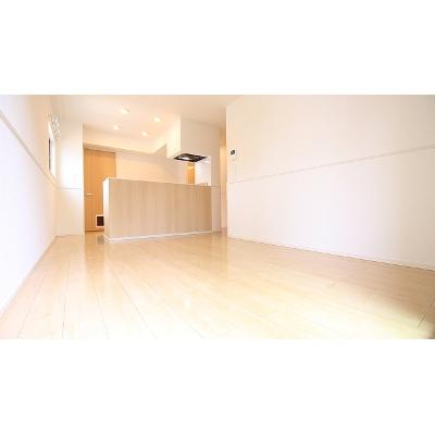 ニューストーン・スリー 101【管理NO：1-022679901-01010】 ★家具家電は申し込み後に搬入します★の物件画像