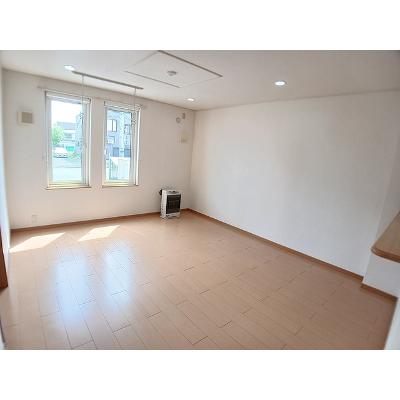 メゾンジュネス 101【管理NO：1-015117601-01010】 ★家具家電は申し込み後に搬入します★の物件画像