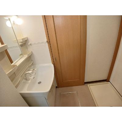 メゾンジュネス 101【管理NO：1-015117601-01010】 ★家具家電は申し込み後に搬入します★の物件画像