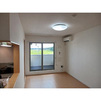 サンライト 307【管理NO：1-018591001-03060】 ★家具家電は申し込み後に搬入します★の物件画像