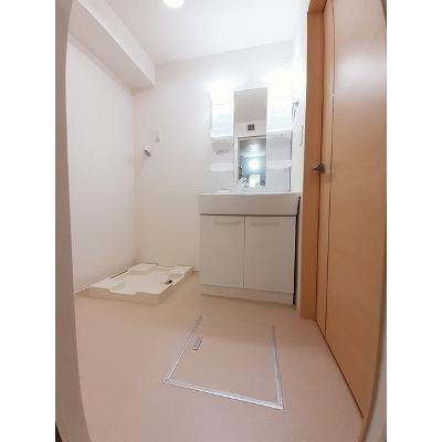 アイス・バーグⅠ 201【管理NO：1-018296301-02010】 ★家具家電は申し込み後に搬入します 2026年08月下旬入居可能の物件画像