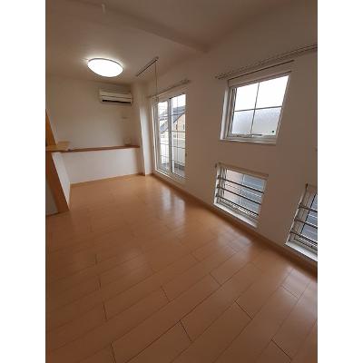 エアリーⅠ 203【管理NO：1-016443901-02030】 ★家具家電は申し込み後に搬入します 2026年08月下旬入居可能の物件画像