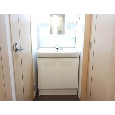 クラール　リヴァー　Ⅰ 101【管理NO：1-020238401-01010】 ★家具家電は申し込み後に搬入します★の物件画像