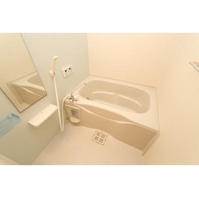 ブリーゼ 102【管理NO：1-017773701-01020】 ★家具家電は申し込み後に搬入します★ ★2026年08月中旬入居可能★の物件画像