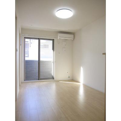 ラ・シルエラ 102【管理NO：1-023332401-01020】 ★家具家電は申し込み後に搬入します 2026年08月下旬入居可能の物件画像