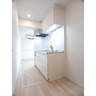 エンブレムＢ 103【管理NO：1-027317901-01030】 ★家具家電は申し込み後に搬入します★の物件画像