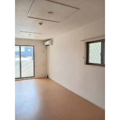 ラハナⅡ 101【管理NO：1-020084702-01010】 ★家具家電は申し込み後に搬入します★の物件画像