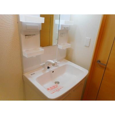アヴェニュー長良 201【管理NO：1-019398101-02010】 ★家具家電は申し込み後に搬入します 2026年08月上旬入居可能の物件画像