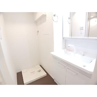ラ・カーサ　ラルーチェ高浜 201【管理NO：1-024777902-02010】 ★家具家電は申し込み後に搬入します★の物件画像